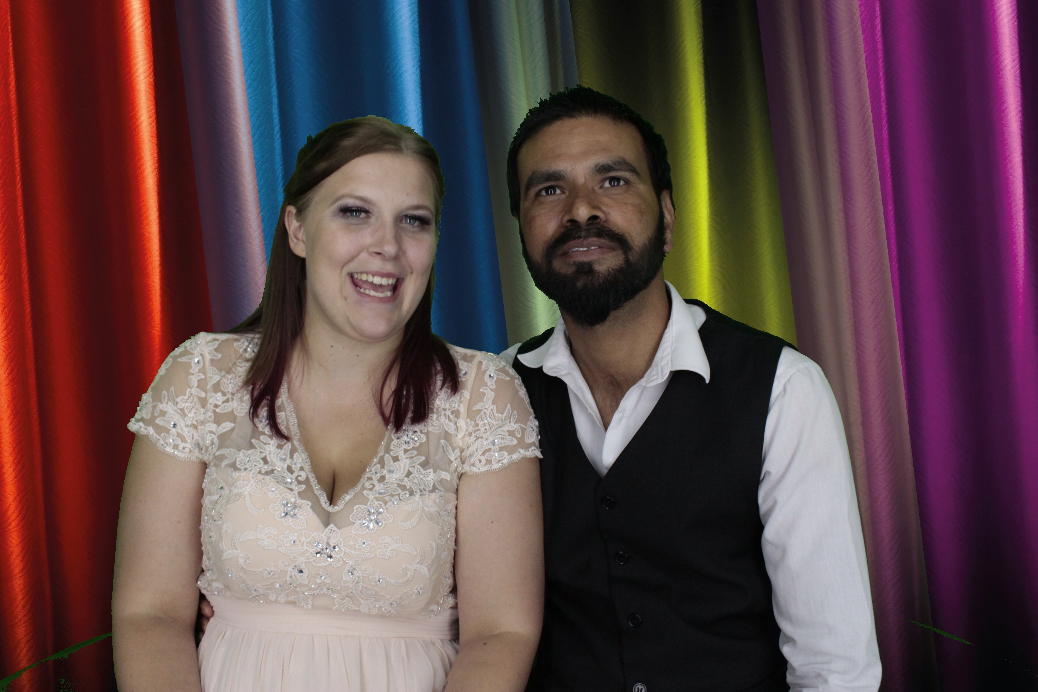 Bhavin & Yasmin’s Wedding | View more photos from the event at gallery.myphotoboothexperience.co.uk/u/MyPhotoBoothExperienceLtd/Bhavin-Yasmin’s-Wedding